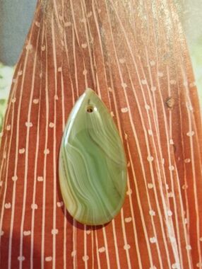 Green Agate Teardrop Pendant Necklace - Elegant Women’s Jewelry
